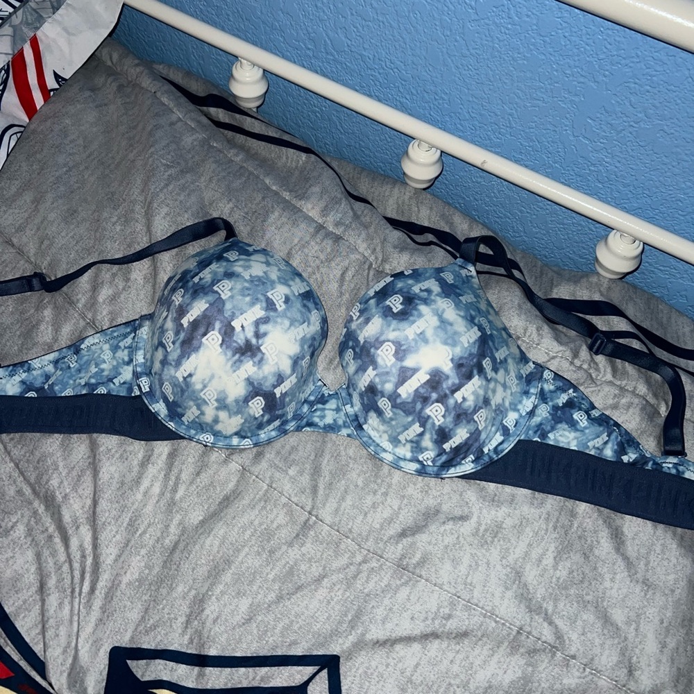 PINK Bra